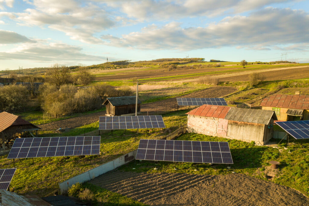 Sustainable Energy Transitions in Island Communities